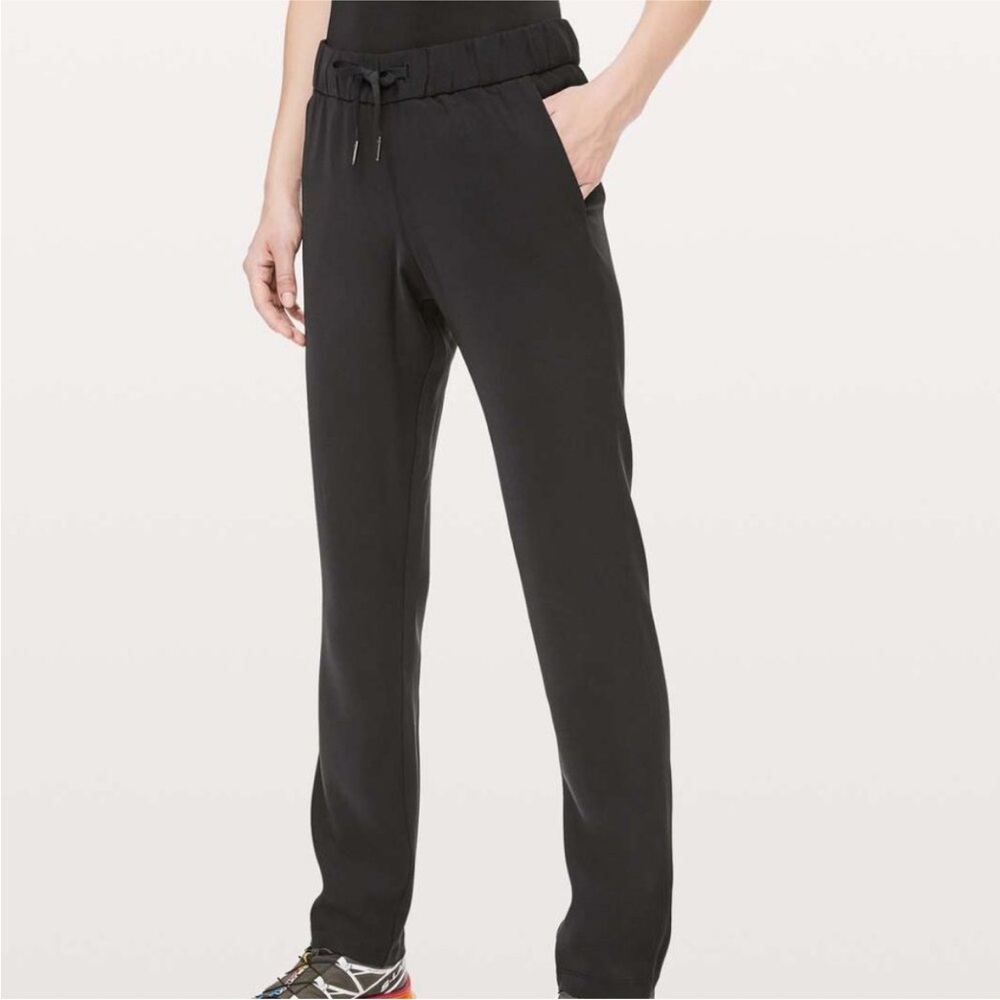 Lululemon On the Fly Woven Full-Length 31" Pant in Black